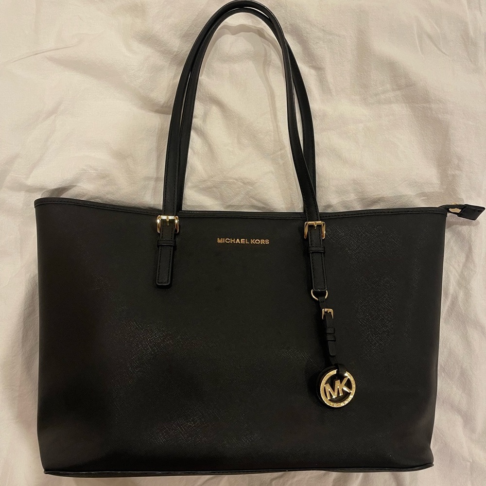 Michael Kors Black Large Jet Set Multifunction Tote